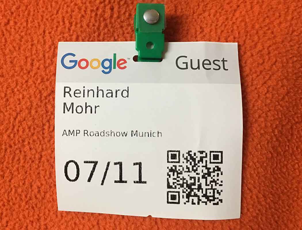 Einladungsschild für die Google-AMP-Entwicklerkonferenz für Reinhard Mohr, München